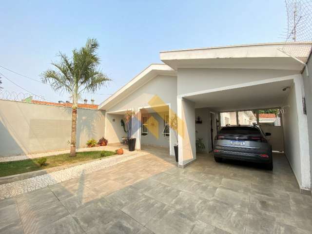 Ca0054 - casa com 3 dormitórios, sendo 1 suíte e piscina à venda, 638 m²  por r$ 960.000 – cidade jardim – americana/sp