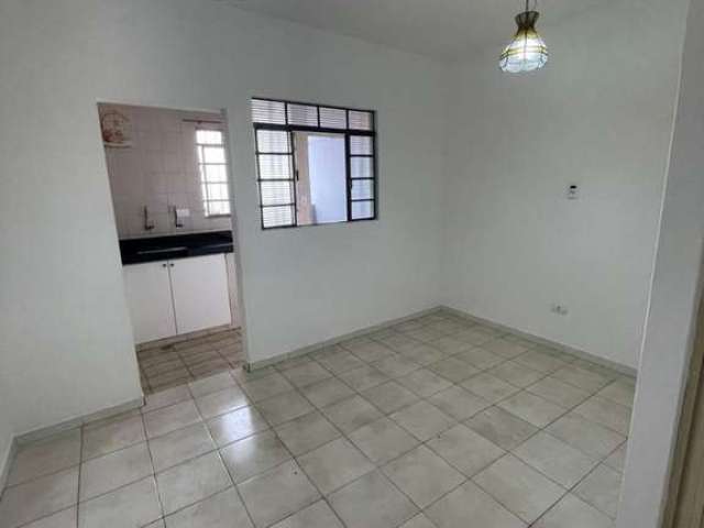 Casa com 3 dormitórios para alugar, 150 m² por R$ 2.200/mês - Jardim Novo Itu - Itu/SP