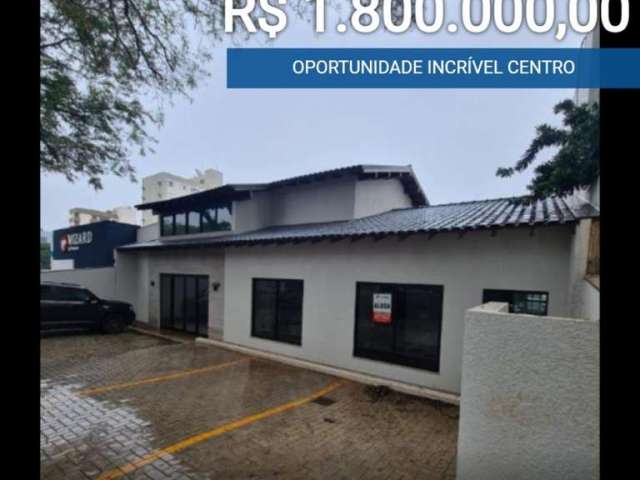 Sobrado Comercial para Venda em Umuarama, Zona l