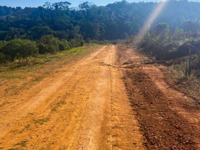 Terrenos em Cotia: Conforto, Praticidade e Facilidade de Pagamento! Aproveite!