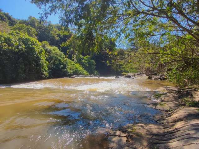 Terrenos com acesso fácil e muita natureza!