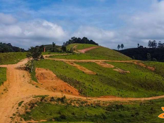 •terreno excelente em boa localização