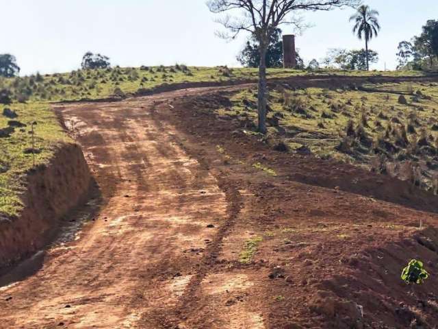 •terreno impecável para sua família