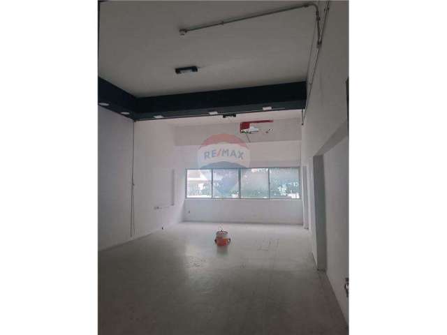 Sala comercial 85 m² com WC e Copa