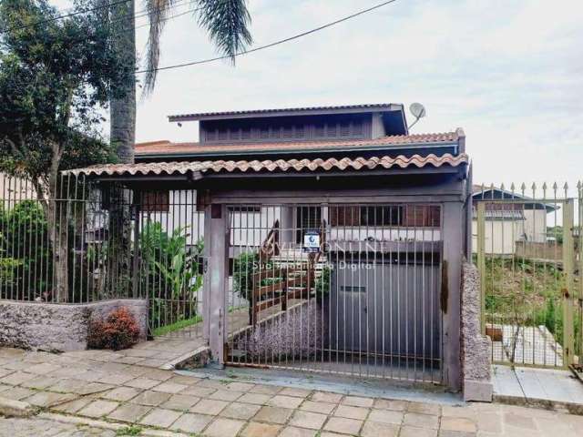 Casa com 3 dormitórios à venda, 185 m² por R$ 780.000,00 - Rio Branco - Caxias do Sul/RS