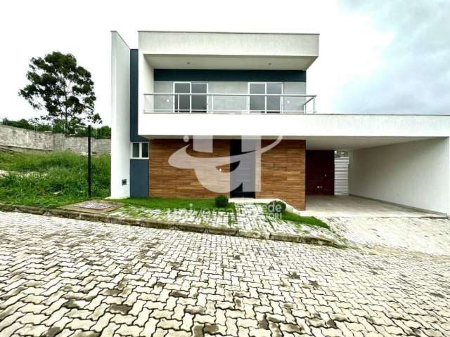 Casa em condomínio  com 3 quartos à venda, 170 m² por R$ 890.000