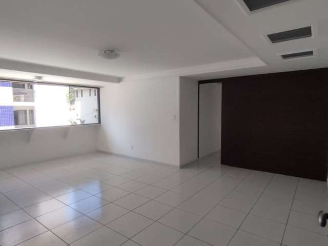 Apartamento à Venda em Manaíra com 3 quartos + DCE, na Av. Pombal - R$ 520.000