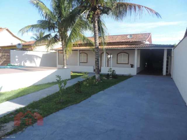 Casa para Venda em Saquarema, Boqueirão, 3 dormitórios, 1 suíte, 2 banheiros