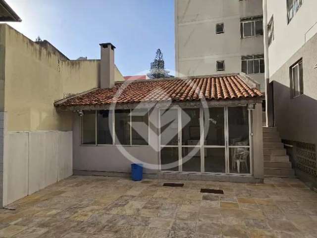 Apartamento à venda no centro de Florianópolis - 3 dormitórios, 1 suíte, 80m²