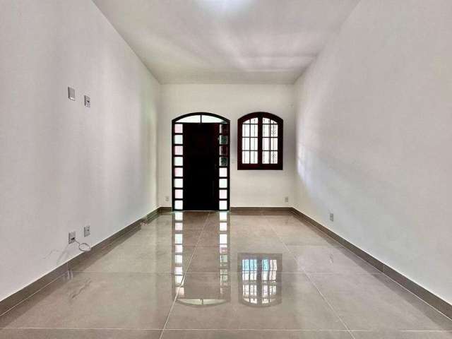 Casa com 3 Quartos para Aluguel, Lote 360m²