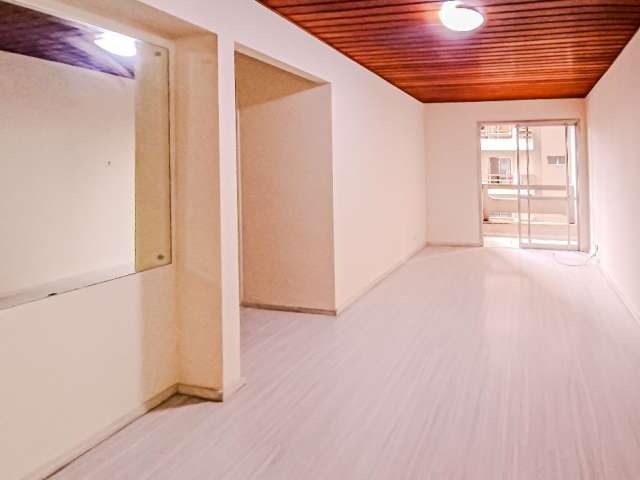 Apto 2 dorms., 2 wcs, 1 vaga, 62ms, prédio com lazer R. Bela Cintra