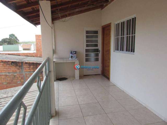 Casa tipo sobrado construída nos fundos do terreno, 250 m², constr. 122 m² , 2 quartos por R$ 285.000 - Res. Parque Pavan , Matão -Sumaré/SP