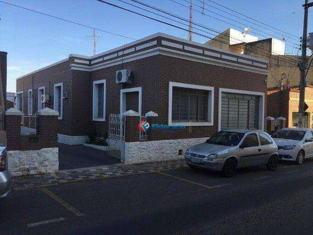 Casa com 3 dormitórios à venda, 264 m² por R$ 1.800.000,00 - Centro - Monte Mor/SP