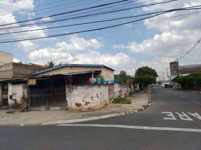 Casa de esquina, 2 quartos, terreno 282,50 M², construção 112 m² por R$ 500.000 - Condomínio Coronel ( Bairro Matão ) Sumaré/SP. Estuda proposta.