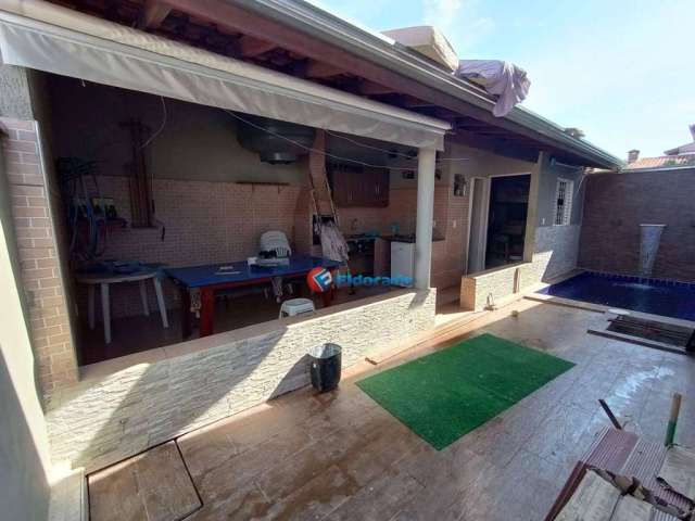 Casa com 3 quartos à venda, 210 m² por R$ 657.900 - Parque Jambeiro - Campinas/SP