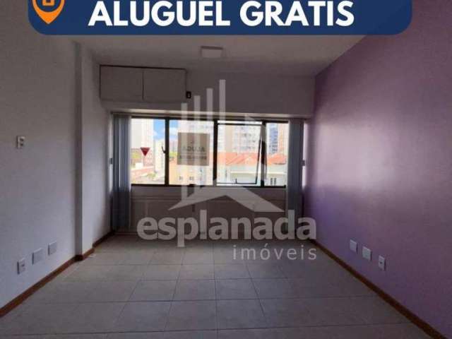 Sala comercial com 2 salas para alugar na Avenida Cristóvão Colombo, 2162, Floresta, Porto Alegre, 35 m2 por R$ 700