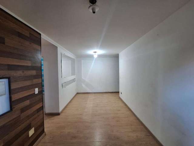 Apartamento 2 dormitórios uma vaga de garagem