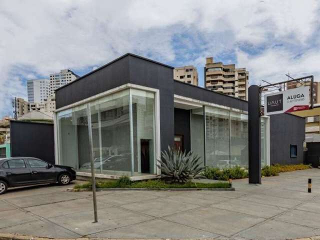 Casa Comercial de esquina com renda no Setor Oeste, Goiânia