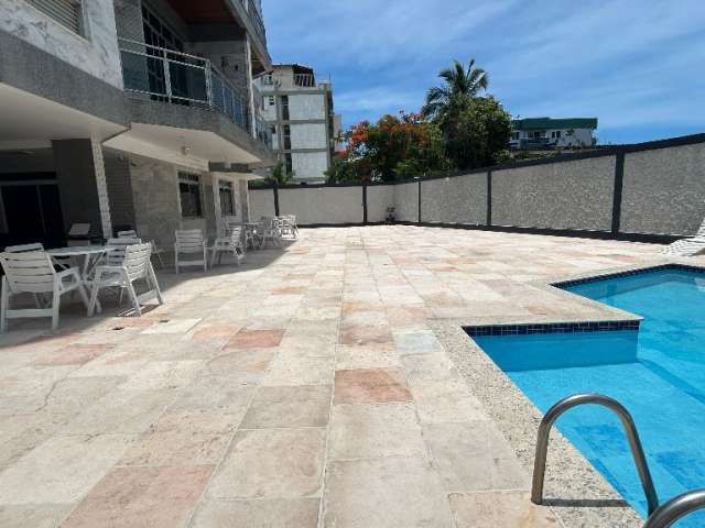 Cobertura duplex, 204m², venda, 4 quartos, 2 suítes, 3 vagas, prédio com infra. Algodoal - Cabo Frio