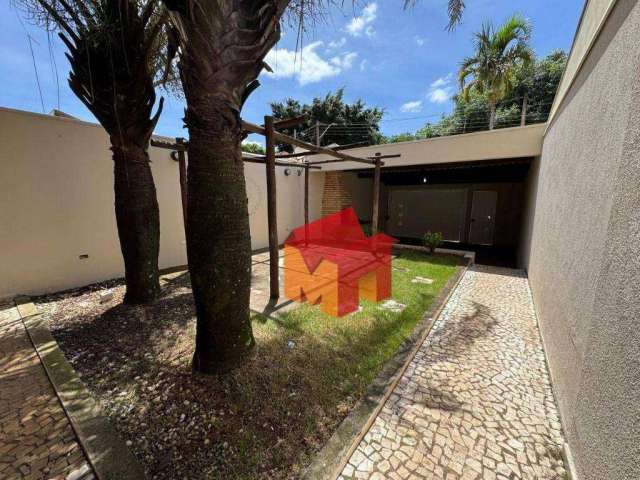 Casa com 3 dormitórios para alugar, 100 m² por R$ 2.800,00/mês - Parque Novo Mundo - Americana/SP