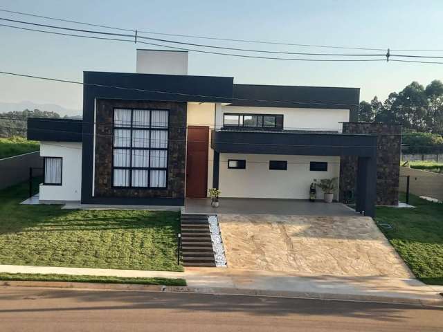 Casa com 340 m² de área construída e 1000 m² de terreno com 3 suíte, no condomínio terras do caxambu em jundiaí sp