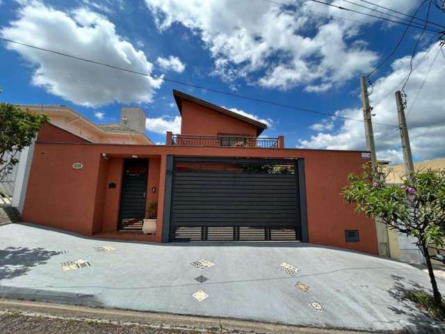 Casa de 254 m² de área construída com 3 suítes no horto santo antônio em jundiaí - sp