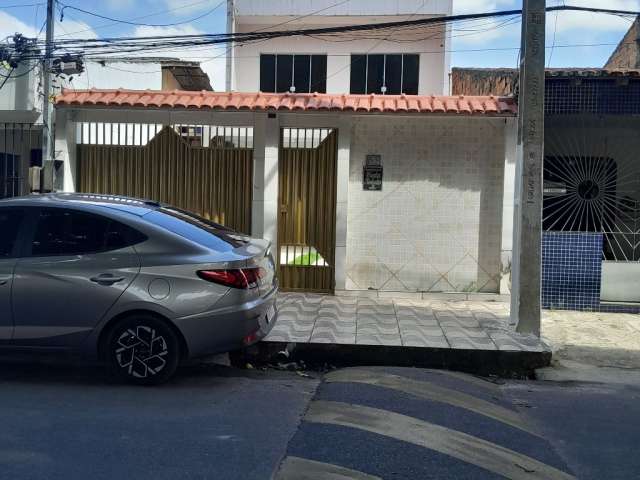 Linda Casa no Cj. Ariri Bolonha