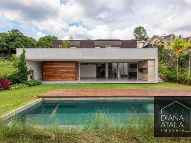 Casa com 4 suítes à venda no Condomínio Marambaia- Vinhedo S.P.