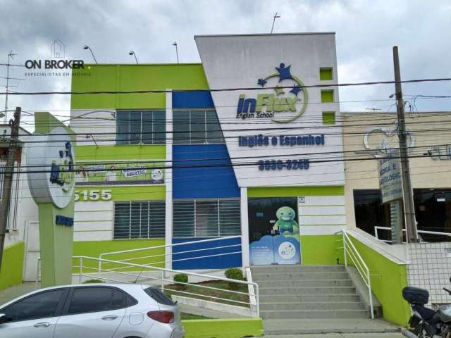 Prédio comercial com 2 pavimentos, com salas independentes, localizado em área comercial privilegiada de grande visibilidade e movimento.