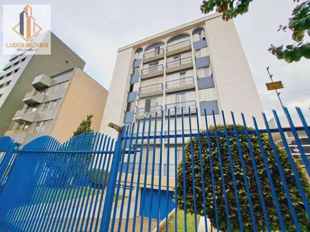 Apartamento com amplo terraço venda bairro Mercês em Curitiba.