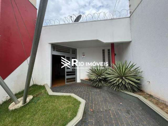 Casa Comercial à venda, 5 vagas - Bairro Centro, Uberlândia MG