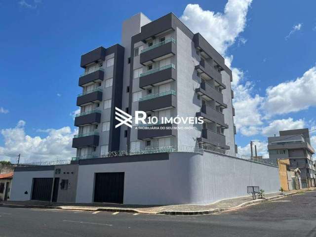 Apartamento à venda, 2 quartos, 1 suíte, 1 vaga - Bairro Brasil, Uberlândia MG