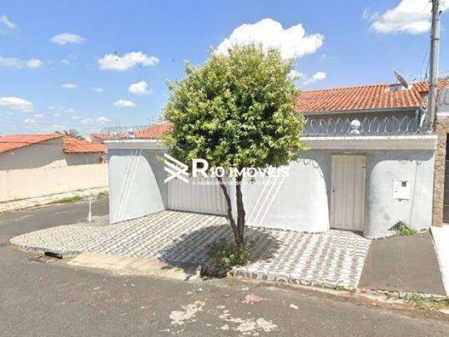 Casa à venda, 4 quartos, 2 suítes, 3 vagas - Bairro JARDIM PATRICIA, Uberlândia MG