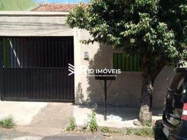 Casa à venda, 4 quartos, 1 suíte, - Bairro SANTA MONICA, Uberlândia MG