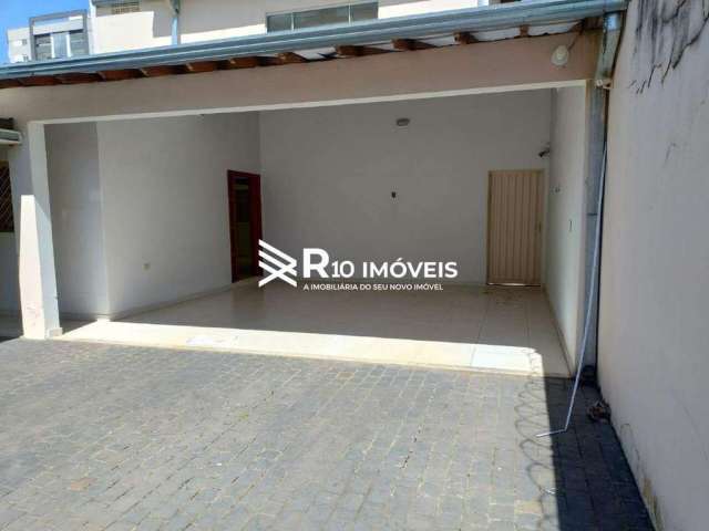 Casa à venda, 4 quartos, 2 suítes, 4 vagas - Bairro SANTA MONICA, Uberlândia MG