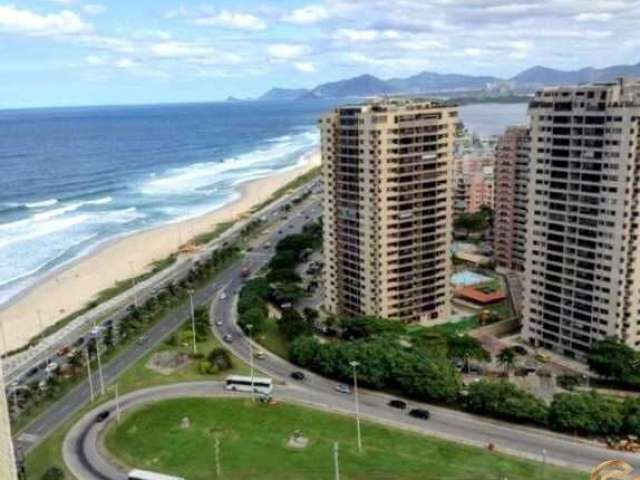 Cobertura Duplex finamente decorada, vista Mar, sol poente, 2 vagas e Clube privativo na Praia da Barra