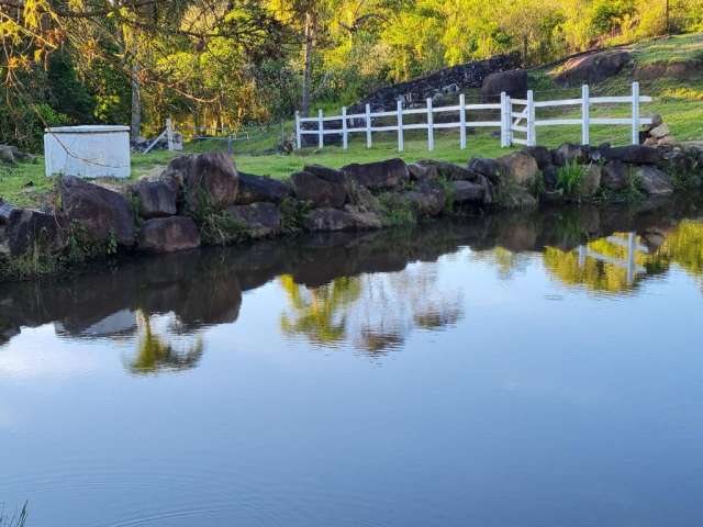 Linda chácara em agudos do sul pr