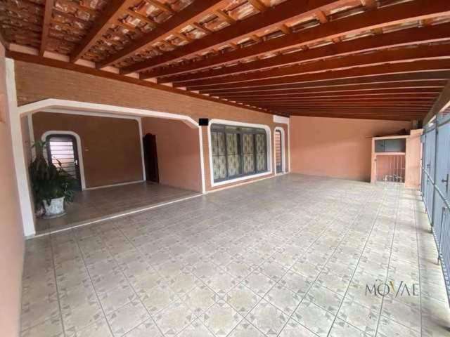 Casa com 4 dormitórios à venda, 250 m² por R$ 750.000,00 - Bosque dos Eucaliptos - São José dos Campos/SP