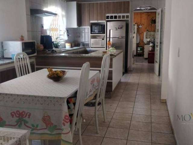 Sobrado com 3 dormitórios à venda, 210 m² por R$ 420.000,00 - Jardim Uirá - São José dos Campos/SP