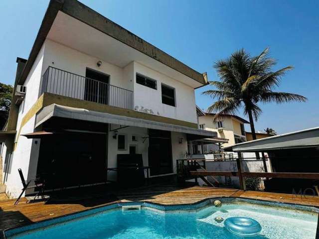 Casa com 3 dormitórios à venda, 223 m² por R$ 1.300.000,00 - Jardim Esplanada - São José dos Campos/SP