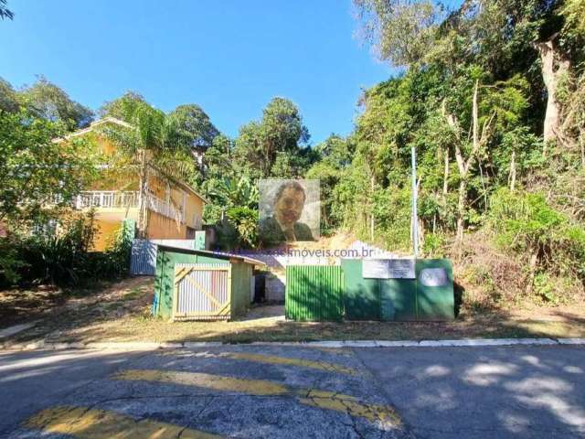 Vende-se Terreno 394,80 mts, Condomínio Vila Verde, Km 36 Raposo Tavares. O