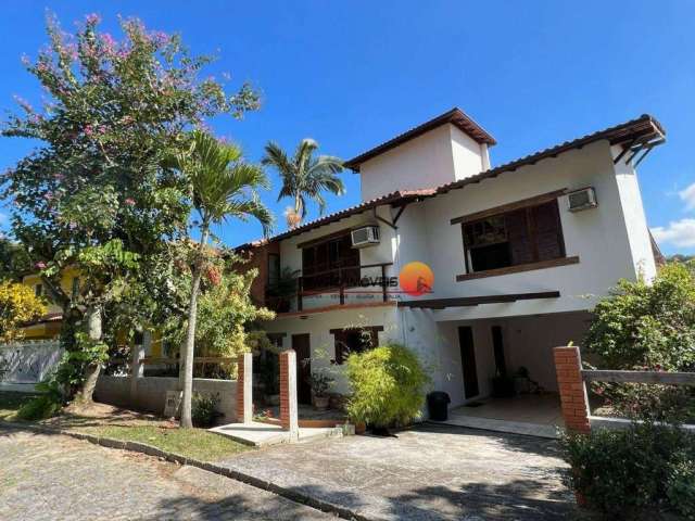 Casa com 4 dormitórios à venda, 300 m² por R$ 1.300.000,00 - Pendotiba - Niterói/RJ