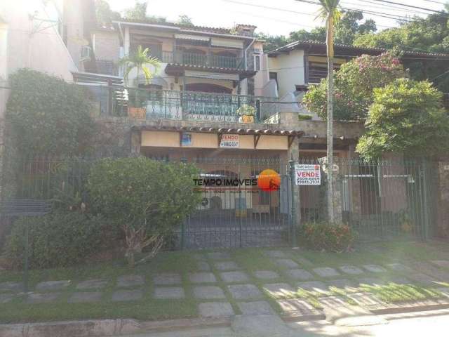 Casa com 4 dormitórios à venda, 385 m² por R$ 1.900.000,00 - Camboinhas - Niterói/RJ