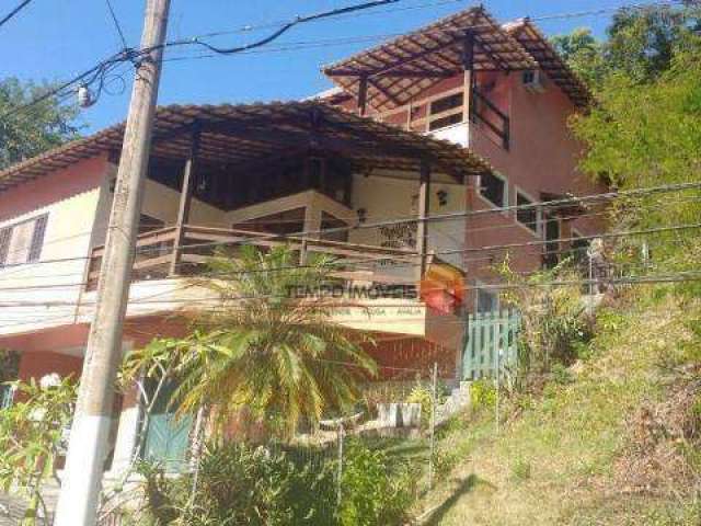 Casa com 3 dormitórios à venda, 245 m² por R$ 900.000,00 - Itaipu - Niterói/RJ