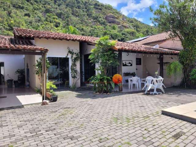 Casa com 4 dormitórios à venda, 240 m² por R$ 850.000,00 - Piratininga - Niterói/RJ