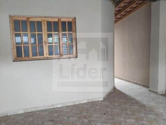 Casa com 3 quartos à venda no Jardim Amália, Caçapava  por R$ 350.000