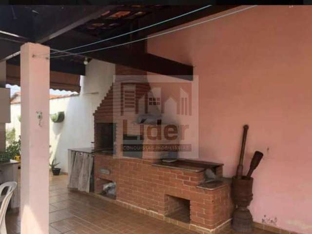 Casa com 3 quartos à venda no Jardim Rafael, Caçapava  por R$ 440.000