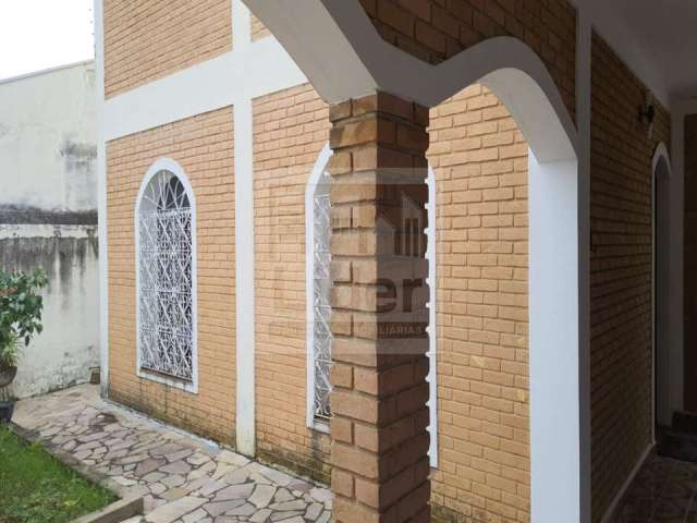 Casa com 4 quartos à venda no Jardim Julieta, Caçapava  por R$ 560.000