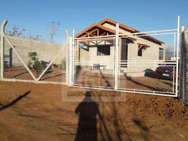 Chácara / sítio com 1 quarto à venda no Guamirim, Caçapava  por R$ 290.000