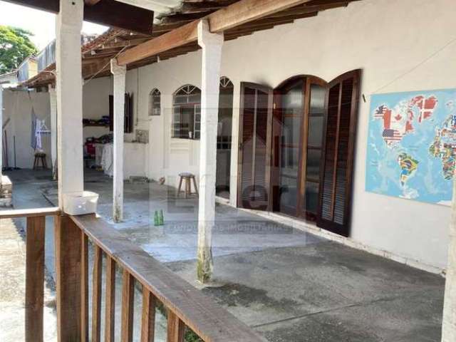 Casa com 5 quartos à venda no Jardim São José, Caçapava  por R$ 630.000